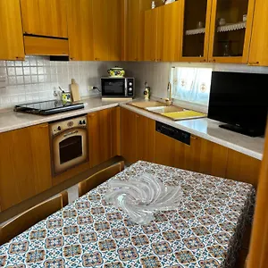 Modern Den Noto